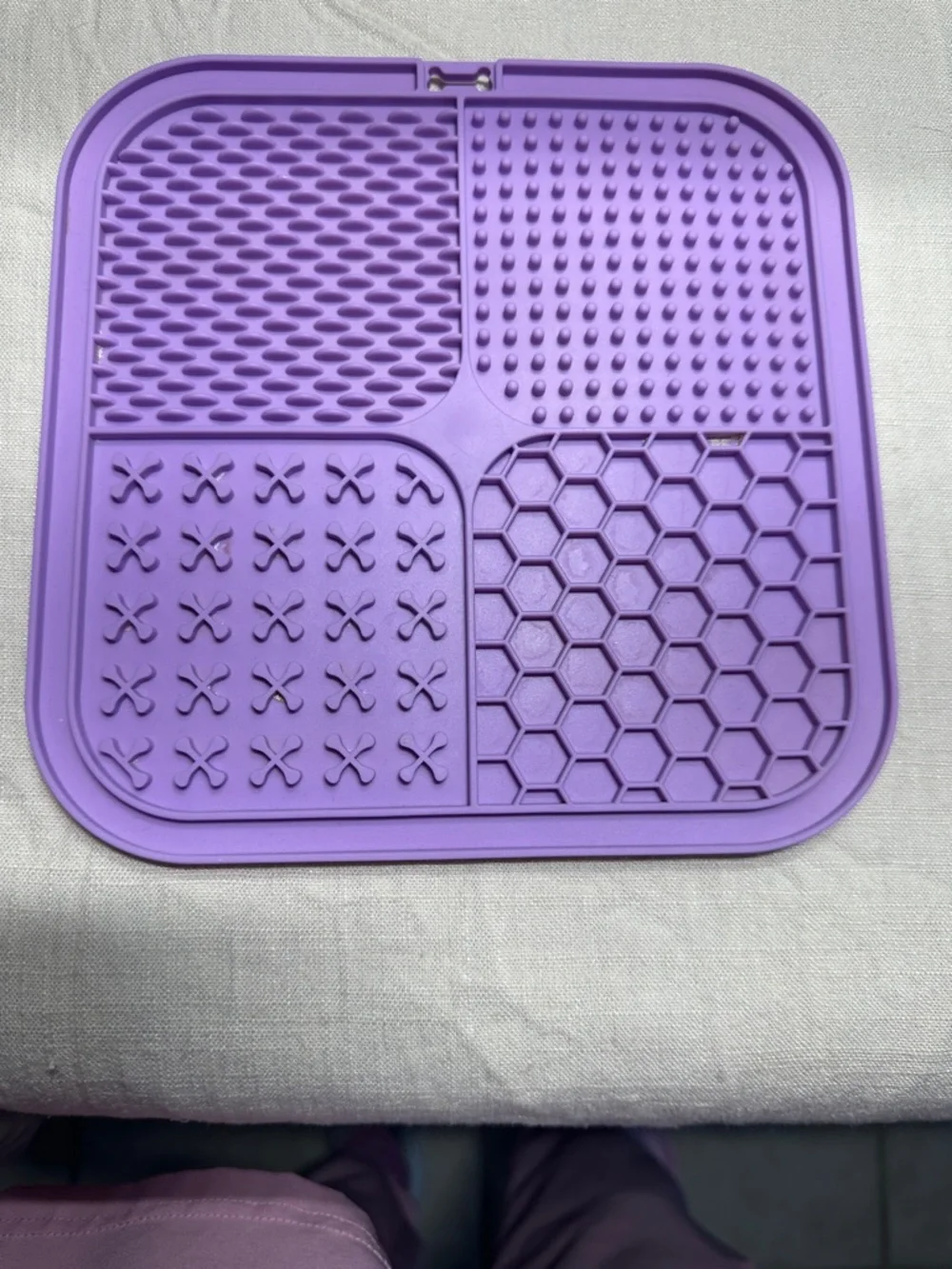 Silicone Pet Licking Mat & Slow Feeder Set - Lavender and Gray New